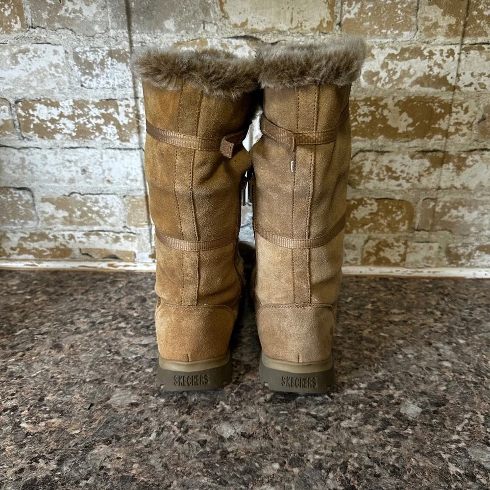 Skechers Winter Boots Womens 9 Tan Good Suede Faux Fur Lace Up Zip 45419